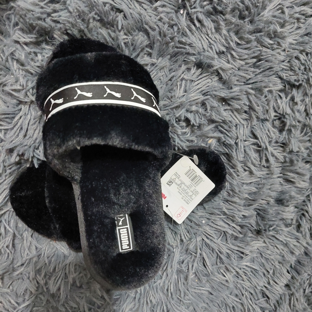 Puma Slippers - Picture 2 of 3